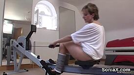 i watch sonia reveal her big globes