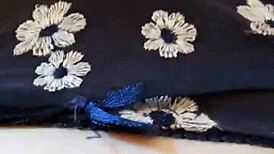 Gretala - sbirciatina fica pelosa e tanga