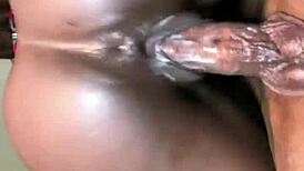 Detailed Backstage Moments with Itxqueen, Share What You Miss as She Returns Soon