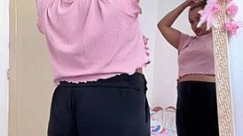 Chubby Girl Farting While Preparing For Date