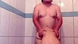 Boyfriend Arrives Tired, I Give Him Wet Bath And Convince Him To Penetrate Me!