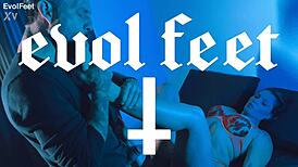 Horny Milf's Feet Made for Your Pleasure in Wet Fucking