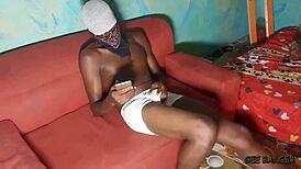 Ebony Amateur Queen Gets Fucked Hard