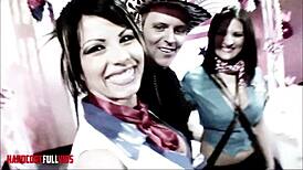 Amateur Couples Engage in Intense 4-Some Fucking