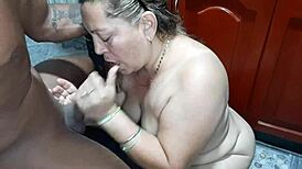 madrastra cachonda wants her mature coño sucked pt2 while she deepthroats big cock in kitchen