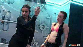 hot euro babes dance softly 😘