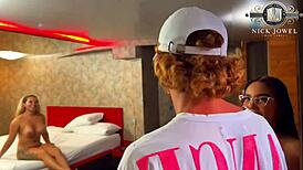 i pulled my cock from stepmom's pussy and came in girlfriend's mouth