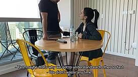 जिम पर नया धोखेबाज लड़का वर्कआउट कपड़ों में स्लट्टी बेबी द्वारा हार्ड फक पाता है, स्लॉपी ब्लोजॉब और डॉगीस्टाइल पाउंडिंग के साथ