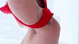 pegas productions une plotte milf a gros seins se tape un trip a trois anal avec gagging deepthroat lingerie tatouage