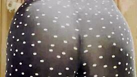 Look at that sexy ass in leggings with big natural tits on blonde babe