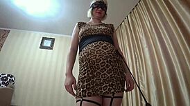 Does mature lesbian orgasm with pregnant milf?