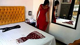 suegrito dame más rico porfavor, le pido a mi suegro opine que vestido me queda más bonito pero en cambio me provoca una rica follada y me tomo la lechita que rico