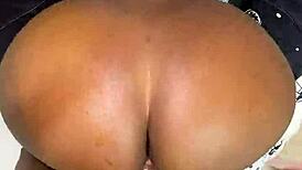 Stepsister invites passionate creampie