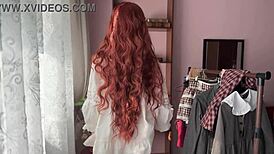 I's the cute library gurl with curls