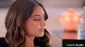 Eliza Ibarra Squirts Pussy for Natalia Nix in Lesbian Fingering and Licking