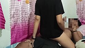 Pinay Teen Couple Rides in Homemade Video