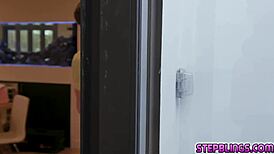 twin stepsiblings sharing this lucky rod 😏