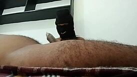 गांव वाली गर्लफ्रेंड रैंच पर हर्ड को चोद रही