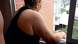 me encanta chuparle el delicioso coño a mi madrastra