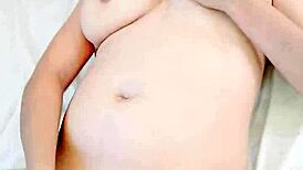 Soy Una Mujer Bastante Cachonda Me Encanta Sentir Esas Pollas Grandes Y Consolador Gigante Meter Hasta El Fondo Y Sentir Un Gran Placer A Chorros