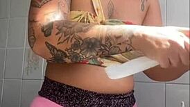 Flashing Swollen Pussy On Live Stream – Dare To Watch?