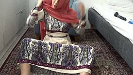 Iranian sex film with self-pleasure and body exposure in stuck position