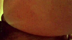 Abogado infiel estrena el coño de la nueva secretaria gordibuena, ella quiere ser abierta por el culo