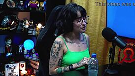 Martina Olivera in podcast, dois reais or mysterious gift?