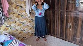 पुजाप्रेम एमेच्योर मॉन्स्टर लंड से डीपथ्रोट और गांड क्रिम्पाई लेती है