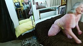 can you see dawnskye's big hairy pussy cumming in yellow thong for mark