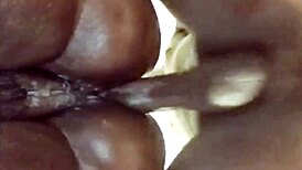 Comendo A Buceta E O Cu Da Vi�va No Vel�rio Do Marido