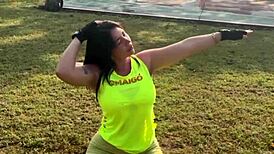 hada caliente wants a hard culeada in the carro, full video on red