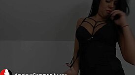 gorgeous amateur webcam girl masturbating 😍