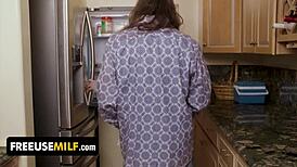 Hot Free Use Stepmom And Stepson Make Love In Front Of Her Life Coach And Guru - Freeuse Milf