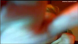 hey, wanna see this webcam foot fetish girl superoksana tease your toes?