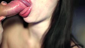 i can't stop watching this cum in mouth compilation, it's so hot i might cum too
