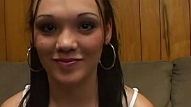 हॉट 18+ स्लट क्रिस्टल जॉर्डन को चोद रहे हैं!