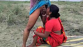 आउटडोर फकिंग मेरी बेस्ट बौदी के साथ लास्ट टाइम!