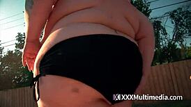 Obese Ssbbw Ivy Davenports Gets Fat Rolls Stuck In Chair