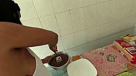 Pequena safada comes to fuck and leaves with her pussy full of cum 😏