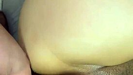 We had a close-up fuck in the bedroom until her pussy was full of cum, the latina housewife moaning loudly with her husband