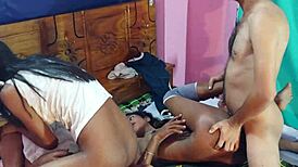 सुंदर बंगाली सेक्स, दो लड़कियाँ पॉपी खातून और एमएसटी सुमोना, दो लड़के हनीफ और मनीक मिया के साथ चोदाई