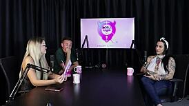 gosta de fazer um boquete babado teve o gang bang reverso j� realizou quase todos os fetiches e adora invers�o - lexi mallet sheer red