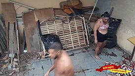 GORDINHA GOSTOSA DEU O CU PARA O CUNHADO NA CASA ABANDONADA