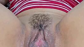 गोरी लैटिना मिल्फ बड़ी एवोकाडो से गीली चूत फिस्टिंग कर स्क्वर्टिंग उछालती मुठ मारती