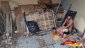 GORDINHA GOSTOSA DEU O CU PARA O CUNHADO NA CASA ABANDONADA