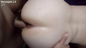 Meu amigo gozo no meu rabo