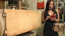 i went to the workshop to give pleasure to the mechanic, sucking his big cock and getting anal creampie