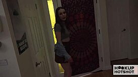 Stacked brunette Naomi Blue gets facial spray after raw fuck.