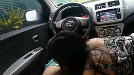 Pinay na walang pambayad sa taxi driver blow job ang kapalit